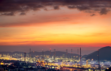 Fototapeta na wymiar Aerial view of refinery plant,Industry Petrochemical at twilight