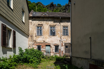 Fototapeta na wymiar An old building in St. Goarshausen in Germany