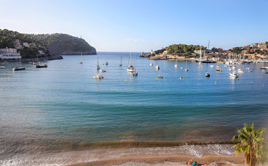 Obraz premium Port de Soller in Mallorca on a sunny day in the summer. 