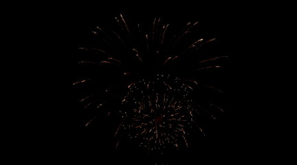 Feuerwerk vor dunklen Hintergrund - Neues Jahr - Silvester