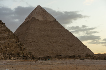 Fototapeta na wymiar The Pyramid of Khafre behind the Pyramid of Cheops
