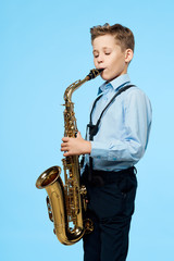 man playing the saxophone