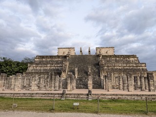 Fototapeta na wymiar Ruinas Chichen Itzá