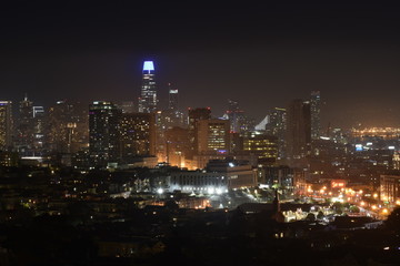 Fototapeta na wymiar Downtown San Francisco at Night