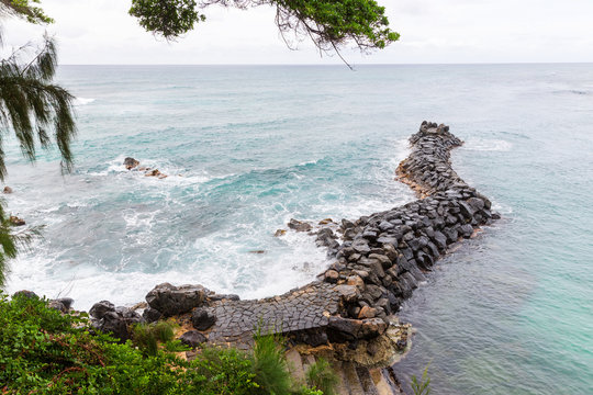 Waves Breaking At Shangri La