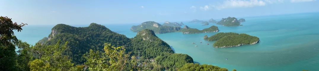 Foto op Canvas Beautiful view on Ang Thong National Marine Park in Thailand during sunny summer day © stryjek