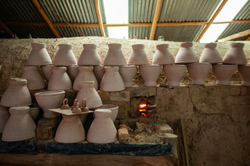 Primitive technology, Termite clay kiln.