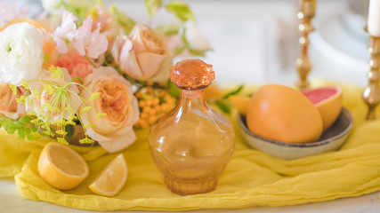 Table de mariage thème agrumes et douceur d'été