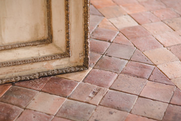 Détail au sol du château