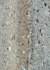 Cement-sand pillars with small grooves