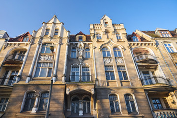 Fototapeta na wymiar Art Nouveau facade of the historic building in Poznan..