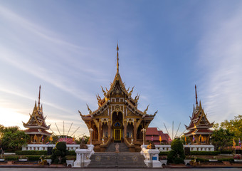 Fototapeta premium Khon Kaen/Thailand - JAN 2, 2020 : Wat Pa Saeng Arun at sunset time at khonkaen in Thailand.