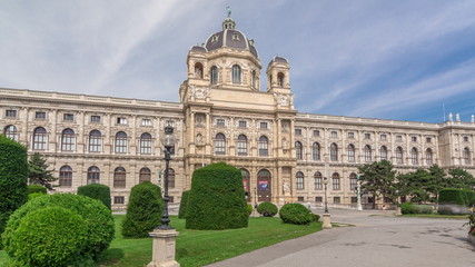 Fototapeta na wymiar Beautiful view of famous Naturhistorisches Museum timelapse hyperlapse with park and sculpture in Vienna, Austria