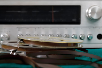 Obraz premium Audio equipment and reel to reel tapes