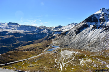 Ausblick auf die Gloßglockner Hochalpen Straße