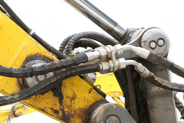 Hydraulikvorrichtung an einem Baggerarm