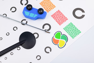 Obraz premium 視力検査表 ランドルト