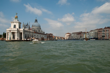 Naklejka premium Venice, Italy: view from a boat into the Grand Canal