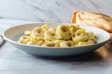 Butter Parmesan Tortellini Alfredo