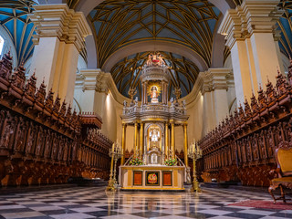 Main room with the golden altarpiece in the background in Lima cathedral, Lima city, Peru  -...
