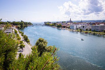 Obraz premium Konstanz Bodensee See Brücke Natur Aussicht Seeblick blau Wesser