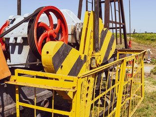 Electric drive and reducer pumping unit of an oil well.