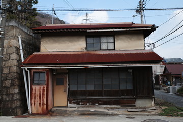 岡山県笠岡市の古くて美しい建物