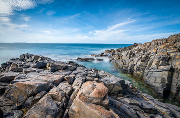 Fototapeta na wymiar rocks on the sea