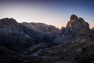 Fototapeta na wymiar alpine sunrise