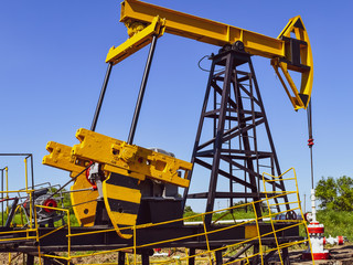 Pumping unit as the oil pump installed on a well