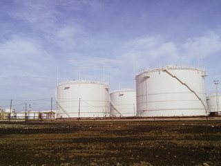 Storage tanks for petroleum products
