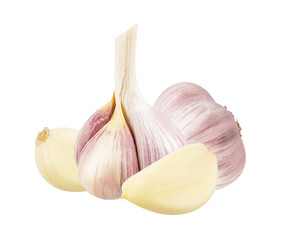 Obraz premium Garlic isolated on white background with clipping path