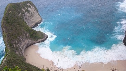 Nusa Penida, natural beauty, amazing coast, hugh stones in the sea