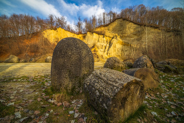 Trovantii – the strangest living stones in Romania.