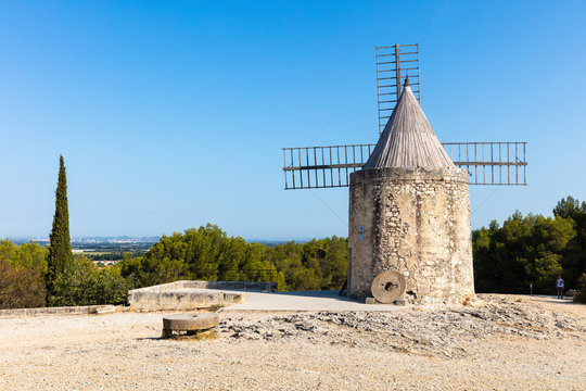 Moulin de Daudet in Fontvieille / Provence (France)M