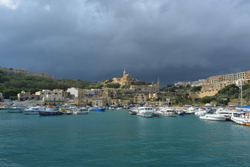 Fototapeta na wymiar the gozo's port