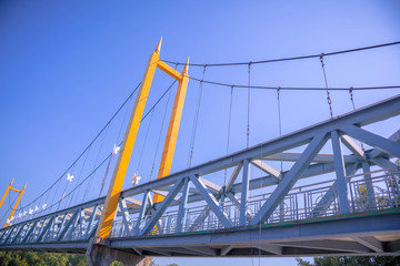 Obraz premium Blue iron bridge and sky