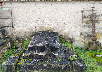 Friedhof bei Amboise im Val-de-Loire Frankreich Winter