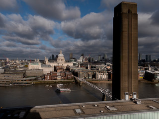 UK, England, London, St Pauls from Blavatnik tower