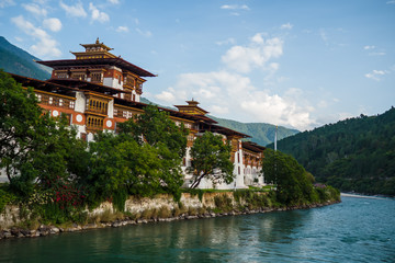 Obraz premium The Dzong Monastery in Bhutan Himalayas mountain