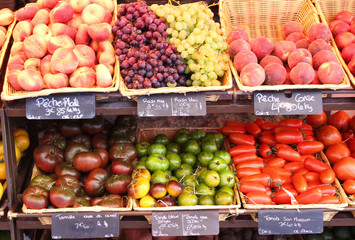 étal de fruits et légumes