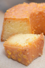 LOUISIANA CRUNCH CAKE