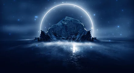 Poster Futuristisch nachtlandschap met abstract landschap en eiland, maanlicht, glans. Donkere natuurlijke scène met weerspiegeling van licht in het water, neonblauw licht. Donkere neon cirkel achtergrond. © MiaStendal