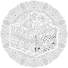 Decorative cake pattern on a patterned round substrate