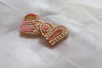 gingerbreads in shape of hearts