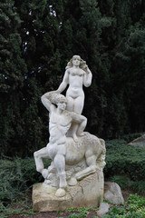 Fototapeta na wymiar Sculptures in Aivazovsky park in Partenit village in Crimea. Russia. 01.2020