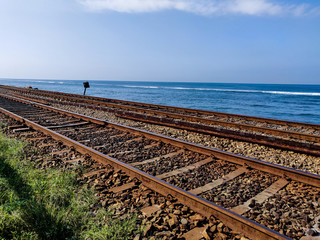 Fototapeta na wymiar train tracks at the Sea