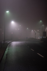 Straße, Alee im Nebel, Lichtstimmung