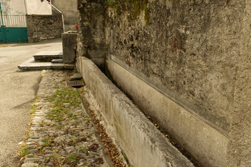 Lavoir dans le village de Laruns dans la Vallée d'Ossau dans les Pyrénées Atlantique