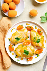 Chicken breasts in apricot sauce